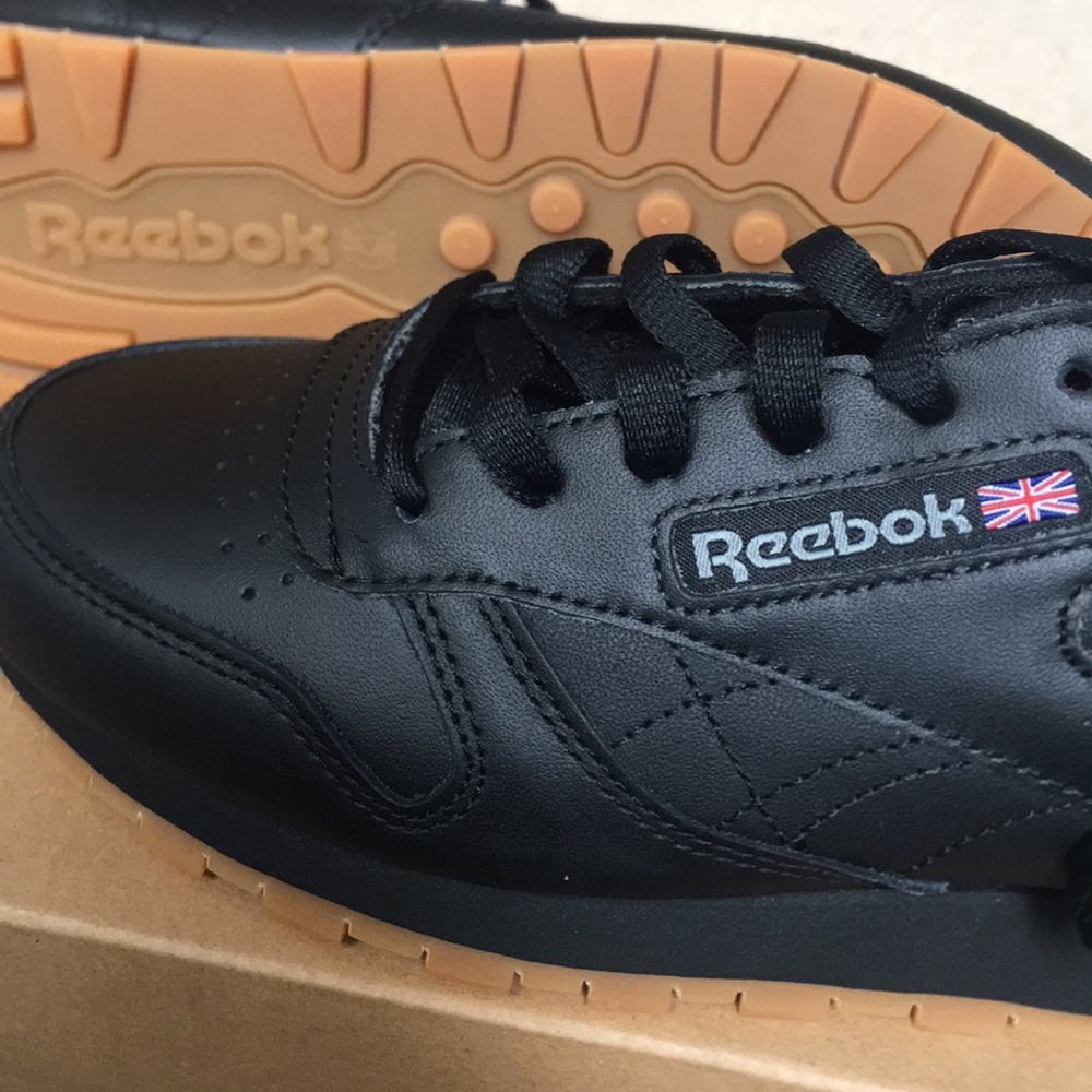 BRAND NEW. Reebok Classic Leather.